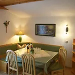 Apartment Steger Maria