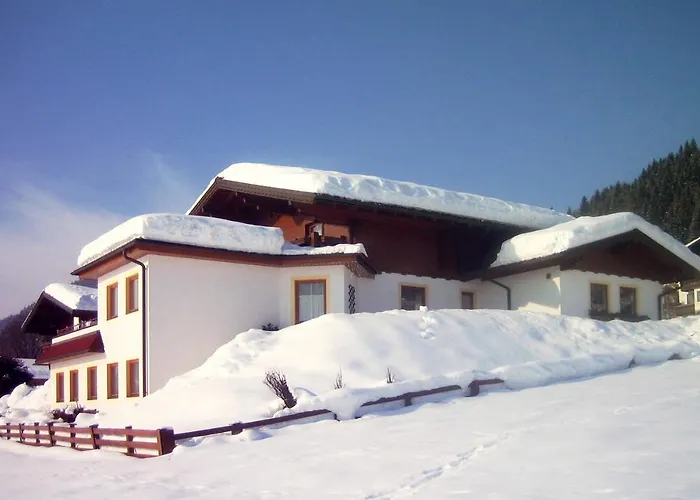 Steger Maria Apartment *